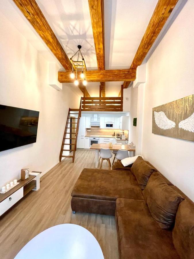 Angel Apartment